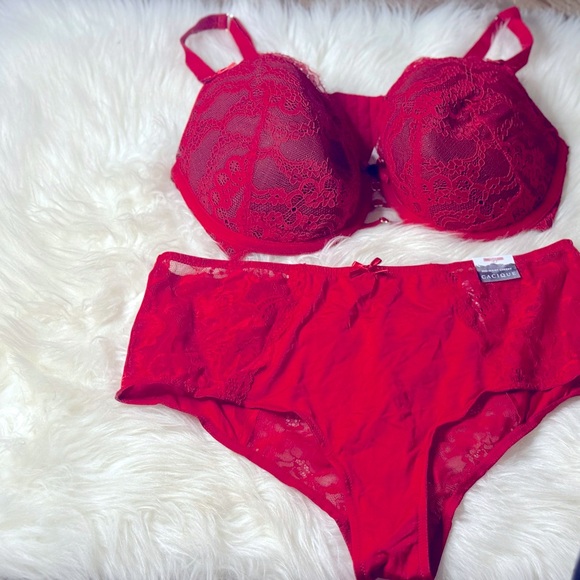 Cacique Other - Cacique Lace Balconette Bra and Panties